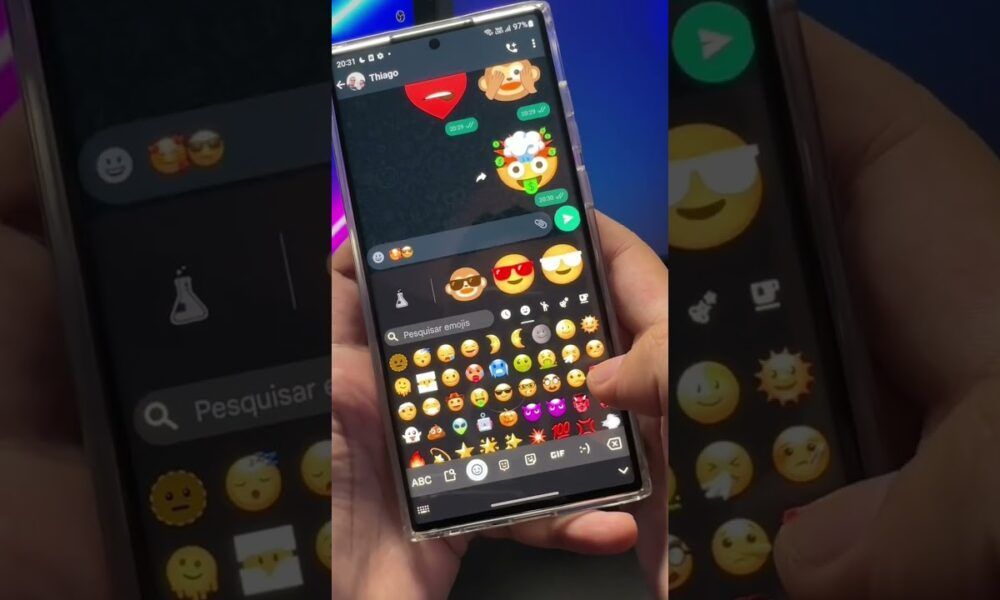 Emojis exclusivos no Whatsapp #celular #dicas #whatsapp